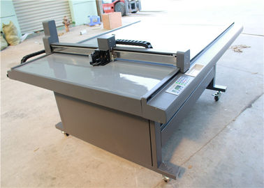 ماشین برش CNC نوسانی چاقو، برش نمونه پارچه 1000 میلیمتر / ثانیه